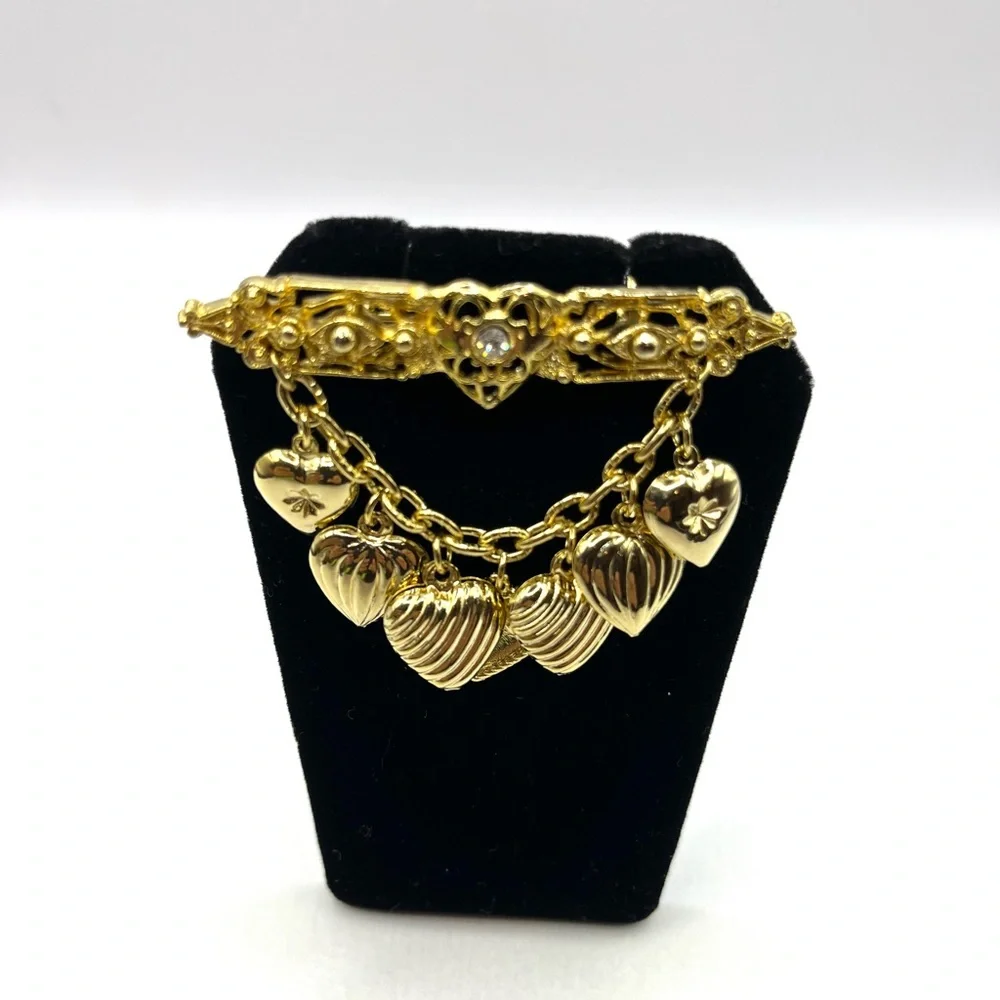 Gold Heart Charm Bar Brooch - Elegant Women’s Jewelry Hearts love - Picture 6 of 12